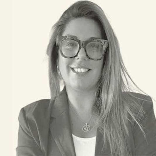 Diario Estrategia - Desafíos y oportunidades de la Ley Karin para el emprendedor